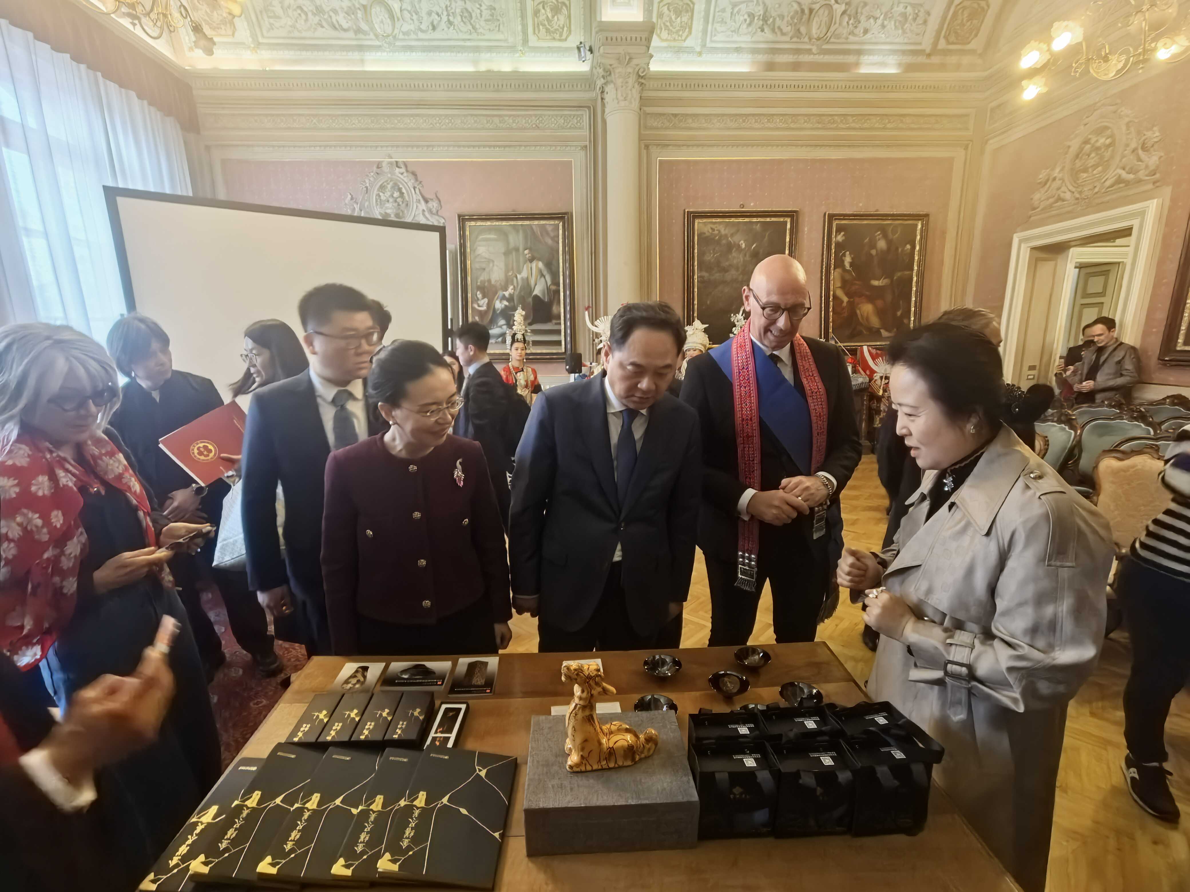 图2.jpg